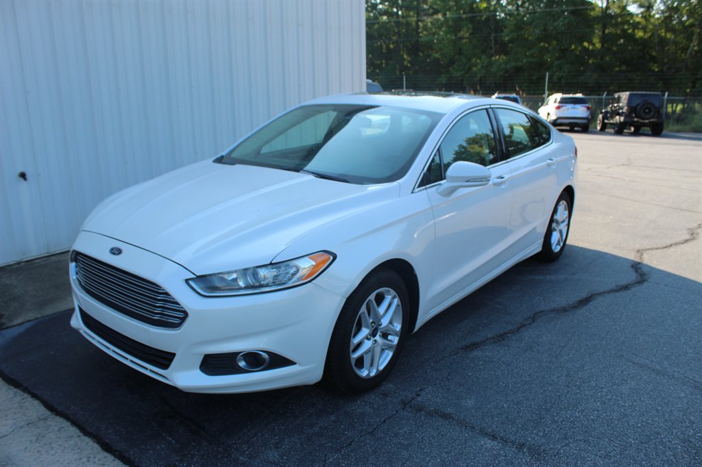 2014 Ford Fusion SE